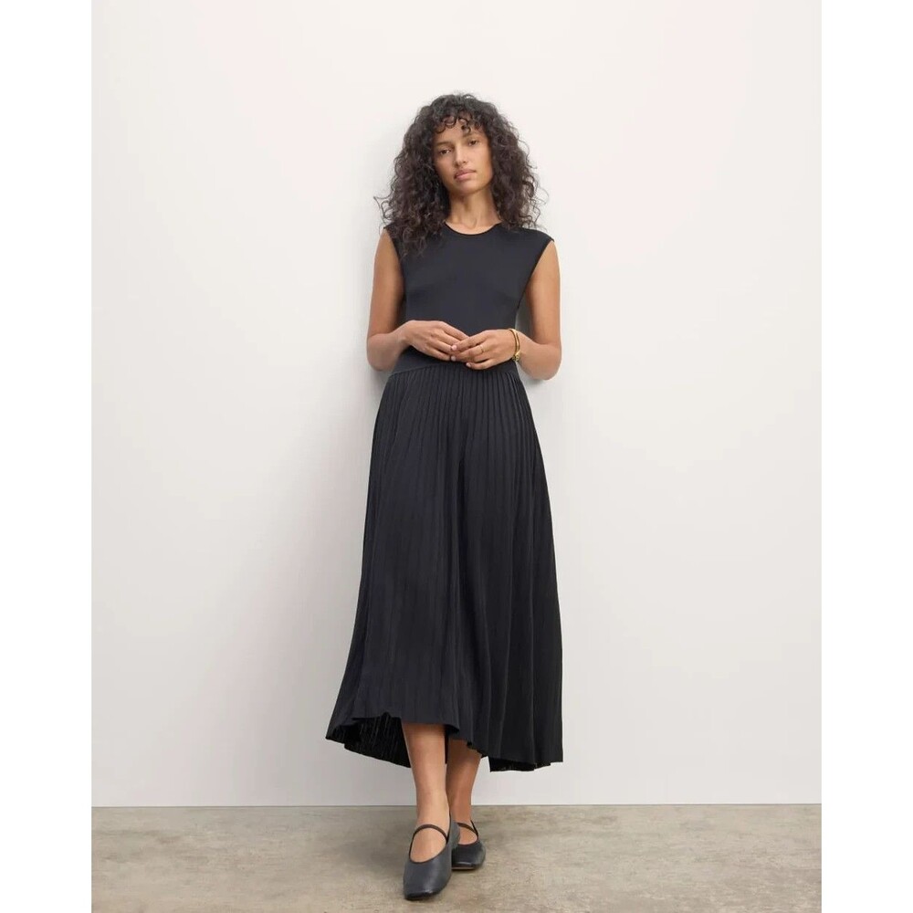 EVERLANE The Knit Pleated Midi Dress M Black Easy Fit LBD Workwear NWT B2
